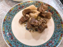 -汗腾格里·风味餐厅(新疆驻京办店)