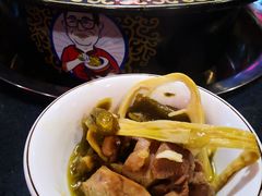 -符缸酸菜鸡(华阳店)