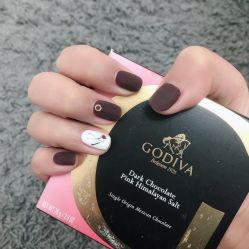-雅洁美甲美睫