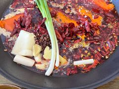 纯牛油锅底-黄潇洒老火锅(九眼桥宏济巷店)