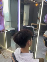 -藤野造型烫发染发