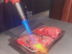 火炙和牛寿司-铭牛烧肉·和牛海鲜自助(高新月牙湖店)