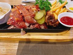 烤肘子-柏斯图德国餐吧(馆陶路德国风情街店)