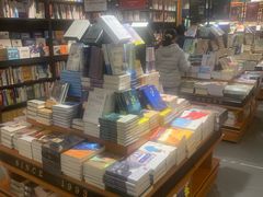 -西西弗书店&矢量咖啡(凯德晶萃广场店)