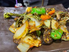 -万兴佳烤肉·长白山老味道(宏泰广场店)
