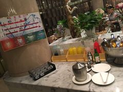 -驿都金陵大酒店-停车场