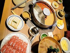三拼锅底-巴奴毛肚火锅(京西大悦城店)
