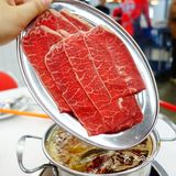热气腾腾的半自助小火锅，酣畅淋漓丰俭由人