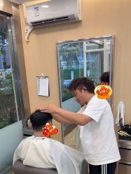 -首脑美发沙龙