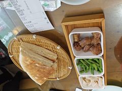 -鲁南仔·滕州炒鸡(经三路店)