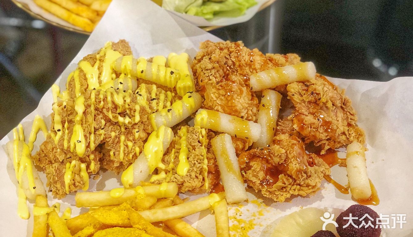 淄博探店｜快来爱丽丝仙境感受炸鸡🍗➕汉堡🍔