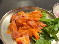 -围炉肉舍•炭烤活鳗•丹东海鲜烤肉(步行街店)