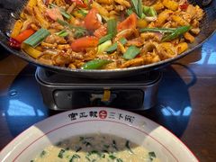 -富正毅三下锅·湘西韵味(天门山索道店)