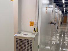 -安东易迷你自助仓储寄存仓库(杨浦店)