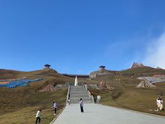 -日月山景区