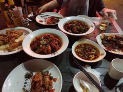 -龙巢盱眙龙虾·牛蛙·烧烤宵夜(八卦岭店)