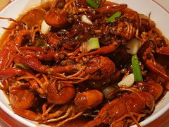 -老街烧烤大排档·地道湖北菜·龙虾馆(汉口火车站店)