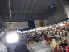 -大学城夜市