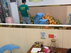 -老何家后安粉·糟粕醋海鲜火锅(三亚湾椰梦长廊店)