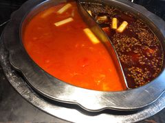 番茄鸳鸯锅-三只耳火锅(宽窄巷子店)