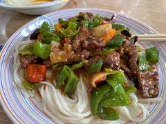 -歹歹的加个面过油肉拌面