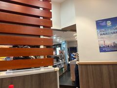 -The Habit Burger Grill 哈比特汉堡(世博店)