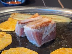 金砖五花肉-伍丁·烤牛肋(和平东桥店)