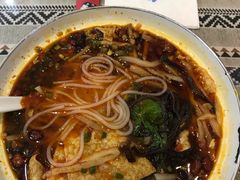 -丽丽三鲜螺蛳粉(田林路店)