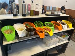 -沈记酸菜牛肉火锅店(九号路店)