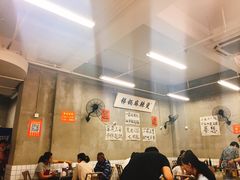 大堂-咏勝锑锅麻辣烫(净居寺路总店)