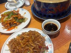 -快乐老家三鲜饺子东北菜(南六中路店)