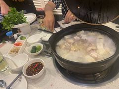 -烹然四季椰子鸡火锅(团结湖总店)