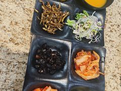 凉菜8种-真利味·脊骨火锅·正宗韩国料理(韩乐坊店)