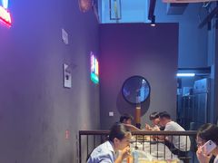 -老街烧烤大排档·地道湖北菜·龙虾馆(汉口火车站店)