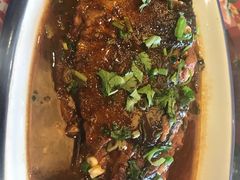 -闯关东东北农家菜(崂山石老人店)