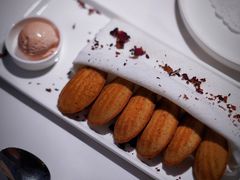 现烤法式玛德琳-壳里西餐厅Coquille Seafood Bistro(蒙自路店)