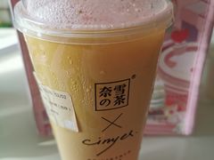 霸气草莓-奈雪的茶(凯德新都心店)