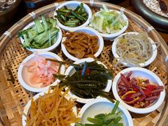 -包整·丝娃娃(一览甲秀楼风景店)