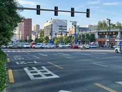 -万达广场(龙湖店)