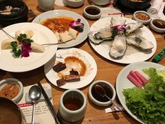 -萨拉伯尔水源素问店·韩国宫廷料理(人民路店)