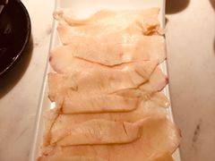 -左庭右院鲜牛肉火锅(浦江欢乐颂店)