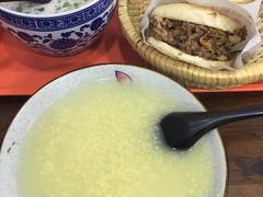 小米粥-穆得·老周家牛肉烧饼(普利街店)