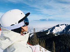 -丝绸之路山地度假区滑雪场