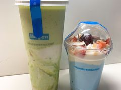 活力羽衣甘蓝牛油果酸奶饮-Blueglass酸奶(华贸购物中心店)