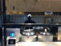 自助取餐区-白起肉夹馍