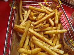 -BHC炸鸡(明洞总店)