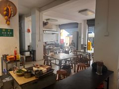 -余庆小吃(小吃一条街店)