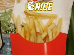 -麦当劳(展览路店)