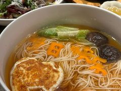 -九月里.自由花园餐厅