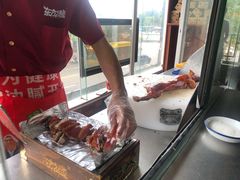 -东方之猪四更烤乳猪(金垦总店)
